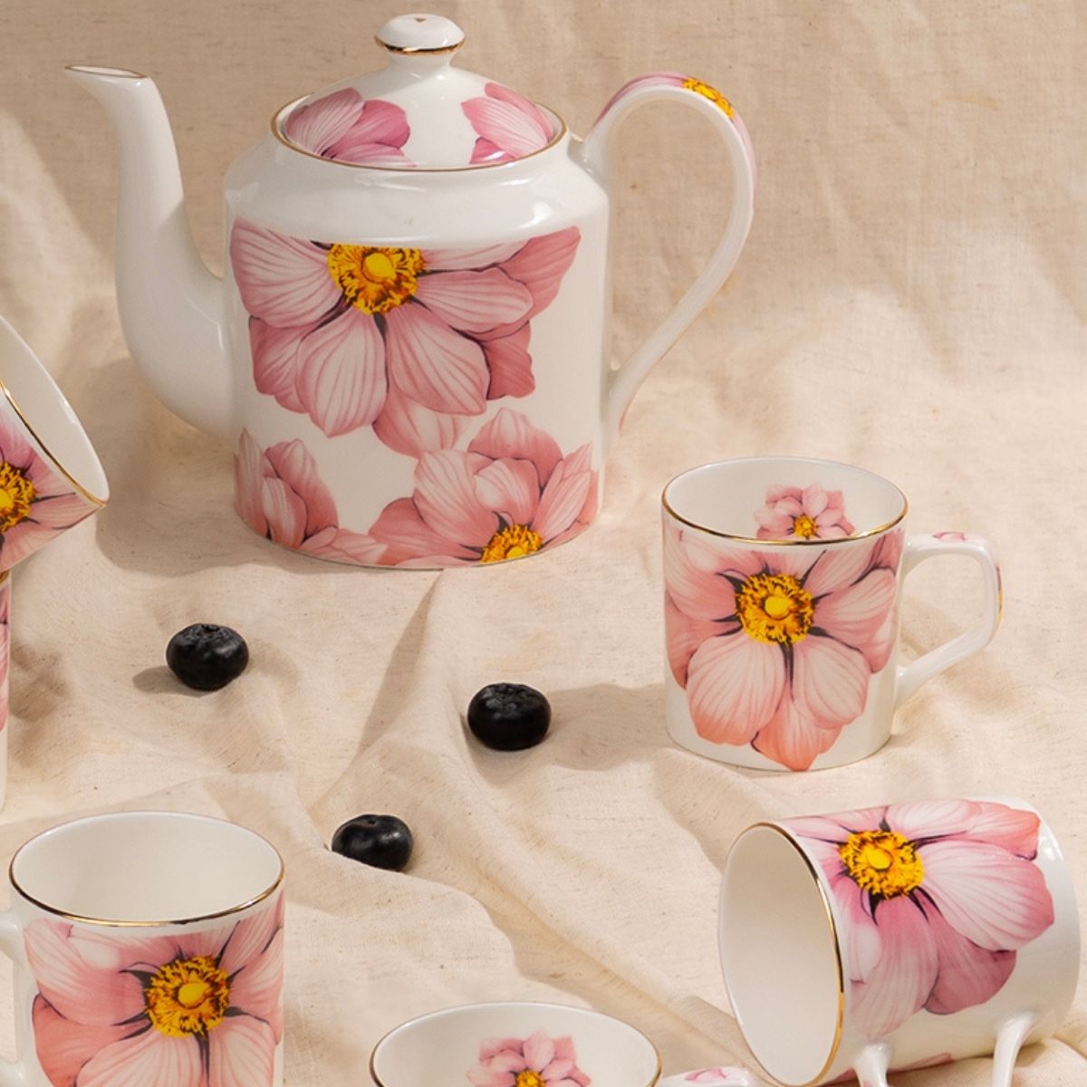 Magnolia Bloom – Floral in Sea Green Tea Service Set – 6 Tea Cups & 1 Kettle | 7-Piece Set